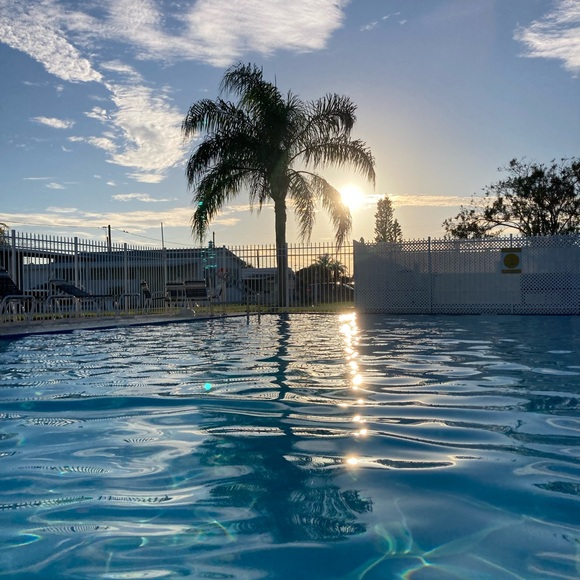 Meet your Posher, Pamela - Picture 14 of 16